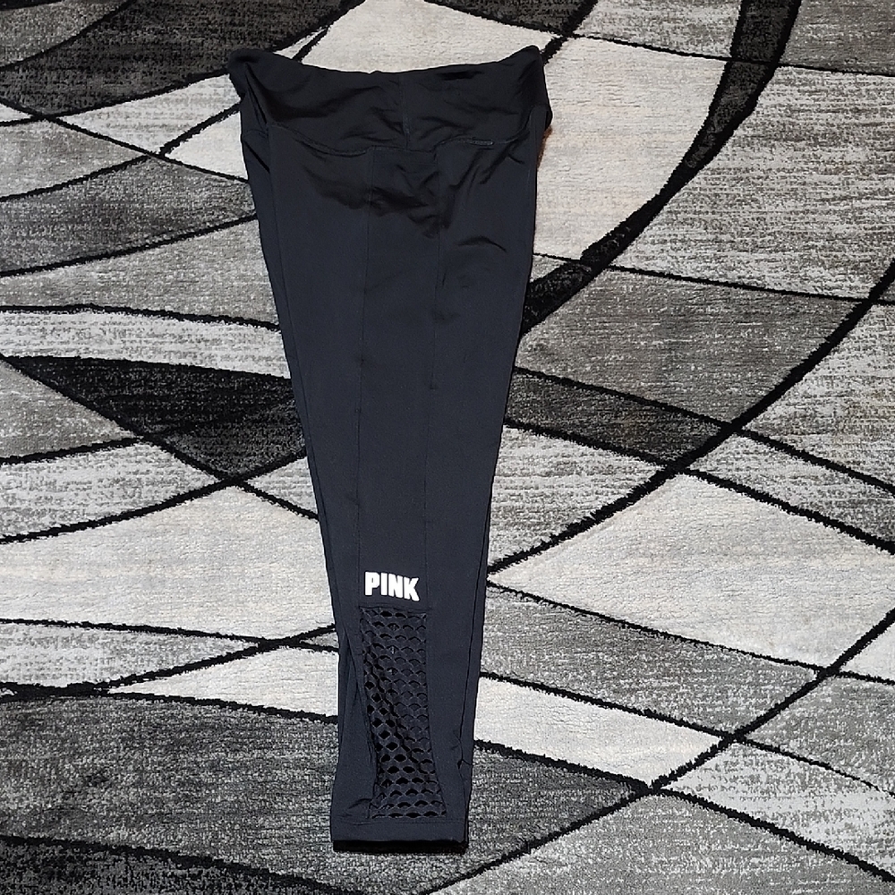 VS PINK 2019 ULTIMATE BLACK MESH REFLECTIVE BACK LOGO POCKET LEGGINGS